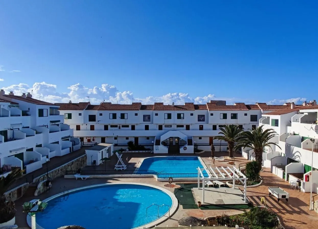 Επικοινωνία με το South Tenerife 2 Bedrooms With Sunny Terrace And Amazing Views To Teide And Pool