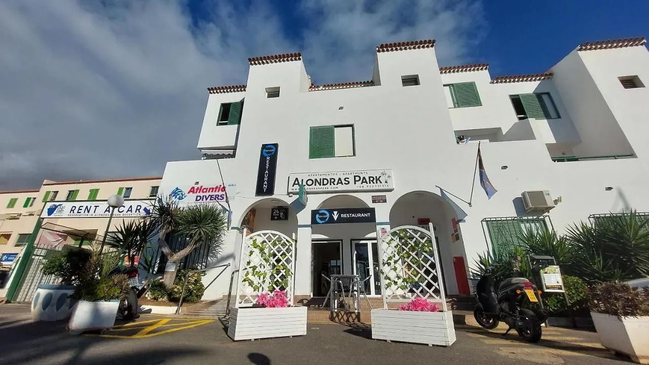 Διαμέρισμα South Tenerife 2 Bedrooms With Sunny Terrace And Amazing Views To Teide And Pool Costa Del Silencio Ισπανία