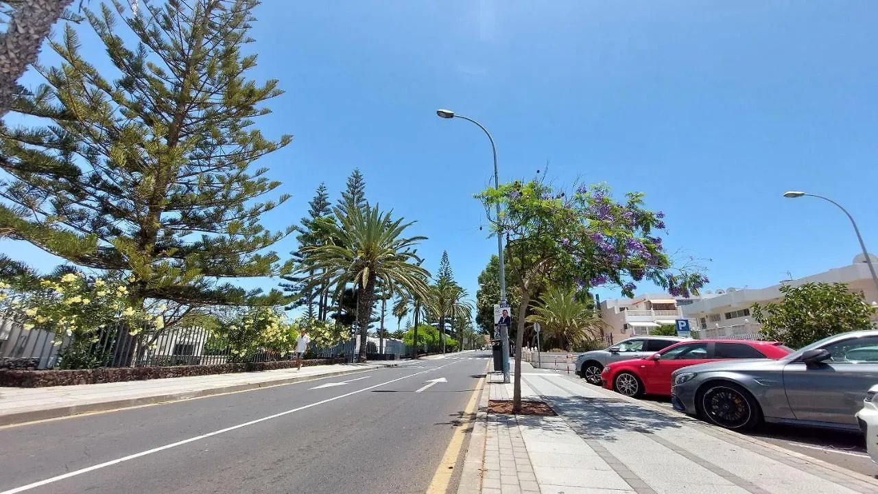 South Tenerife 2 Bedrooms With Sunny Terrace And Amazing Views To Teide And Pool 코스타델실렌시오 아파트